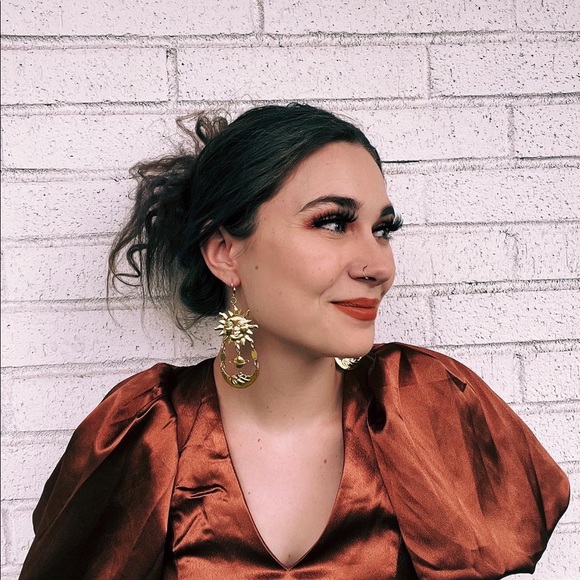 Hi! Iβm Jenna - Picture 4 of 4